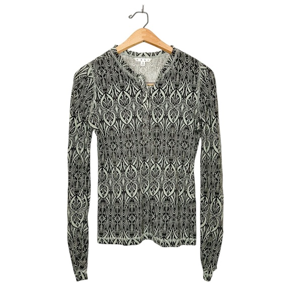 CAbi Tops - Cabi Lightweight Snap Button Front Long Sleeve Henley Print Shirt‎ Small S